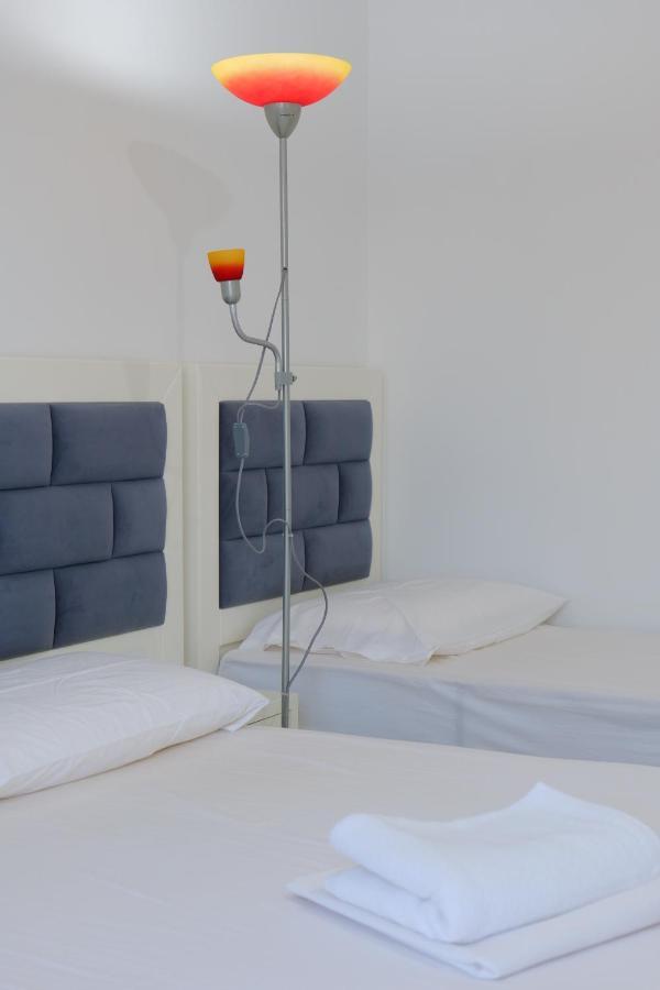 Davide Rooms Sarandë Eksteriør billede